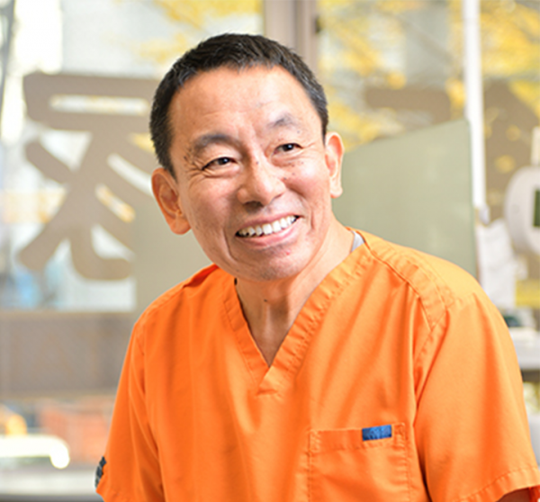 院長　飯塚宏明